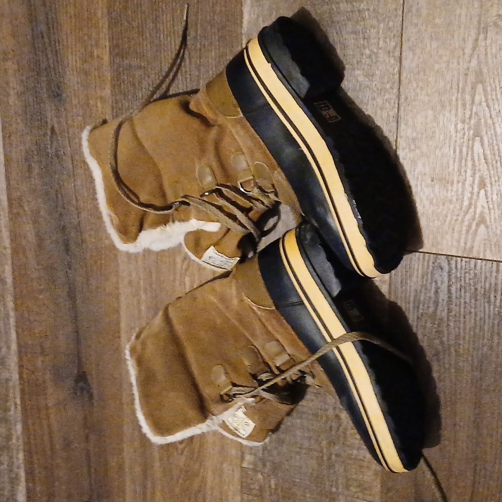 Winter boots